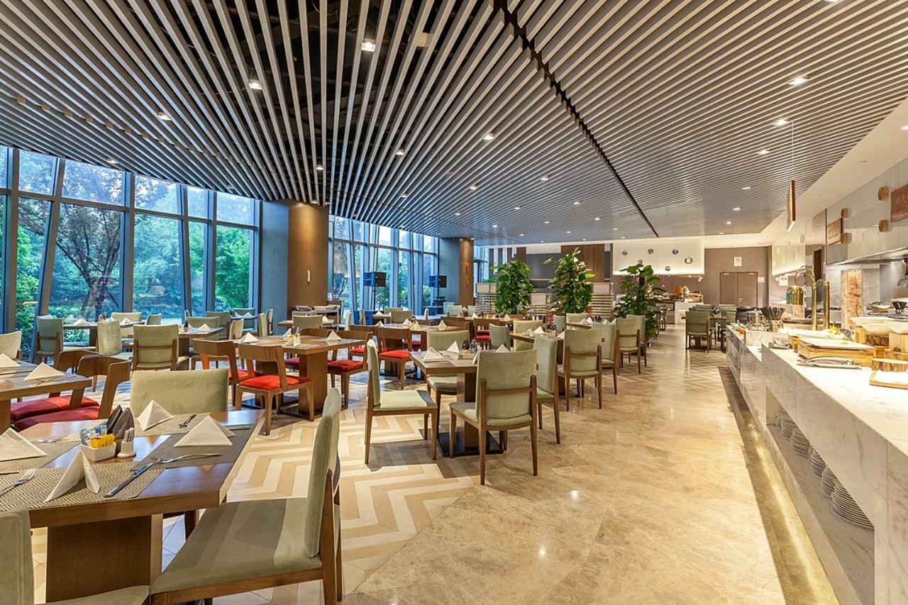 Radisson Exhibition Center Shanghai Exterior photo